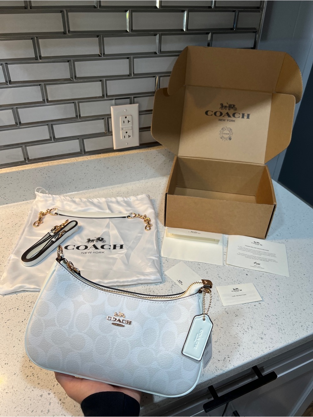 Coach Teri shoulder Bag In signature Canvas (Gold/White/Chalk)